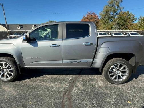 2022 GMC Canyon Denali