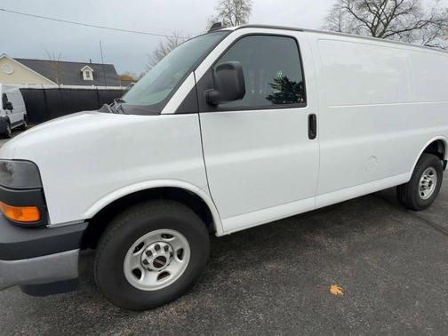 2024 GMC Savana 2500 Work Van