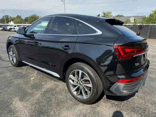 2022 Audi Q5 45 S line Premium Plus