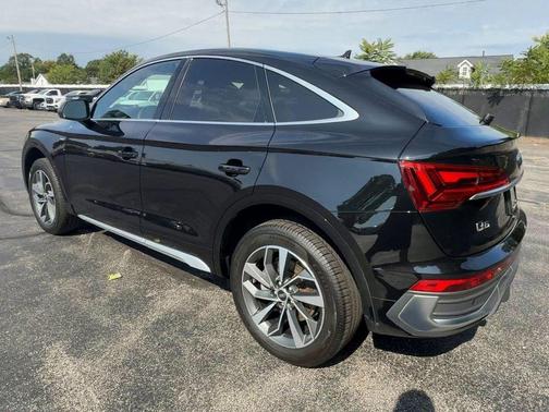 2022 Audi Q5 45 S line Premium Plus