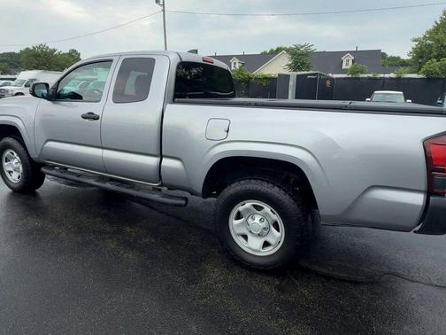 2020 Toyota Tacoma SR