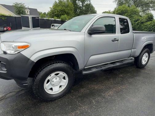 2020 Toyota Tacoma SR