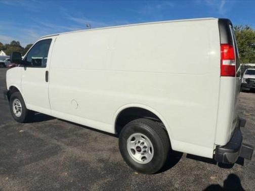 2023 GMC Savana 2500 Work Van