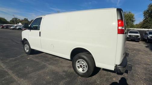 2023 GMC Savana 2500 Work Van