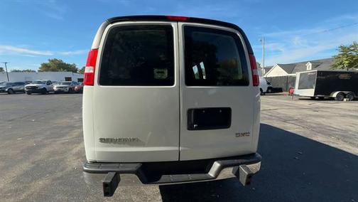 2023 GMC Savana 2500 Work Van