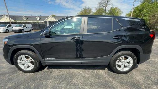 2022 GMC Terrain SLE