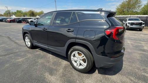 2022 GMC Terrain SLE