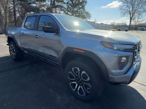2025 GMC Canyon AT4