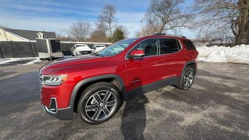 2023 GMC Acadia SLT