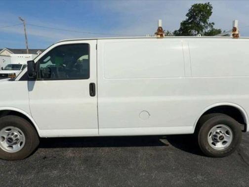 2017 GMC Savana 2500 Work Van