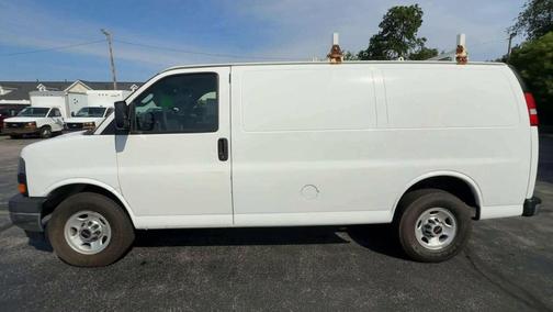 2017 GMC Savana 2500 Work Van