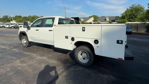 2025 GMC Sierra 3500 Pro