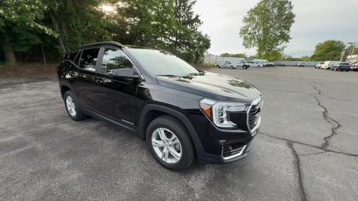 Black 2024 GMC Terrain SLE