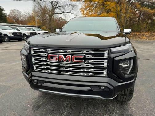 2024 GMC Canyon Denali