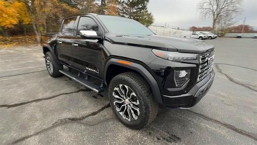 2024 GMC Canyon Denali