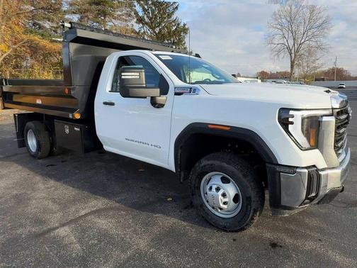 2026 GMC Sierra 3500 Pro