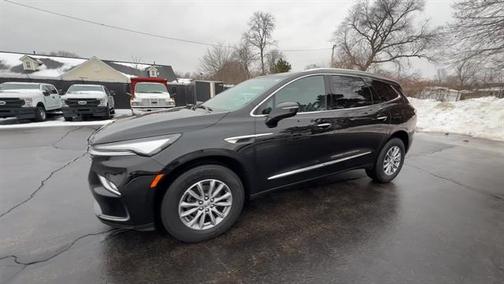 2024 Buick Enclave Essence