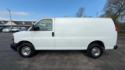 2023 GMC Savana 2500 Work Van