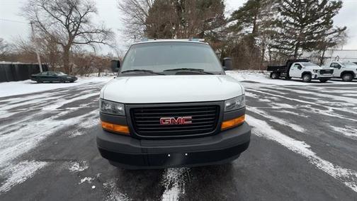 2023 GMC Savana 2500 Work Van