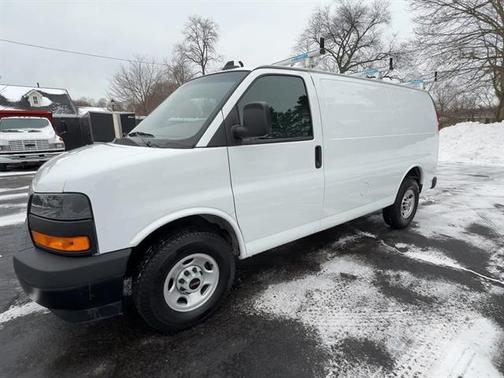 2023 GMC Savana 2500 Work Van