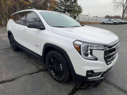 2022 GMC Terrain AT4
