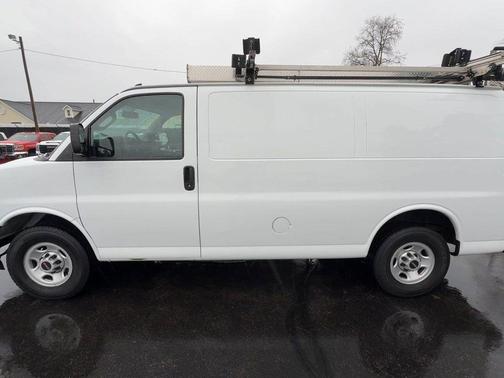 2020 GMC Savana 3500 Work Van