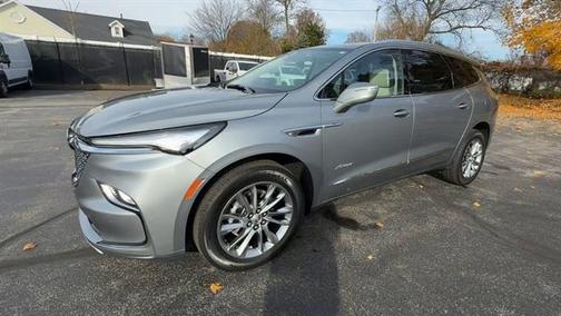 2024 Buick Enclave Avenir