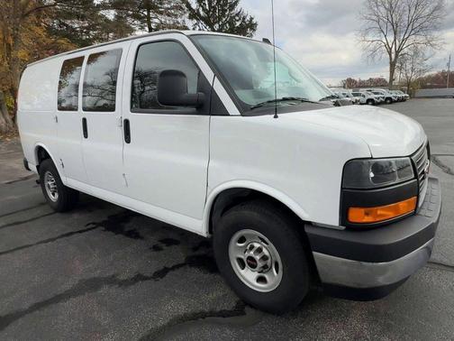 2024 GMC Savana 2500 Work Van