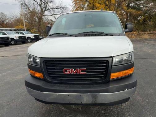 2024 GMC Savana 2500 Work Van