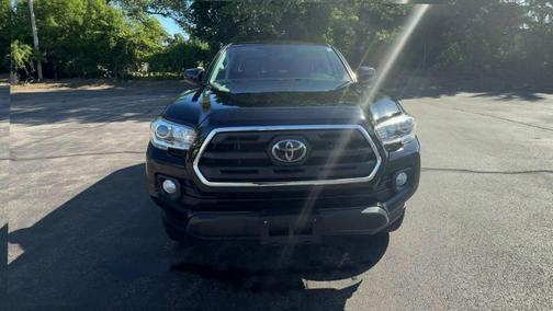 2018 Toyota Tacoma SR