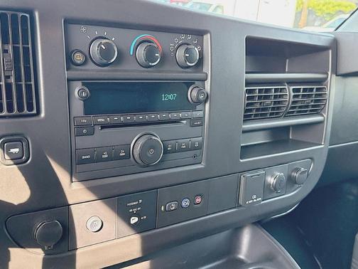 2020 Chevrolet Express 2500 Work Van