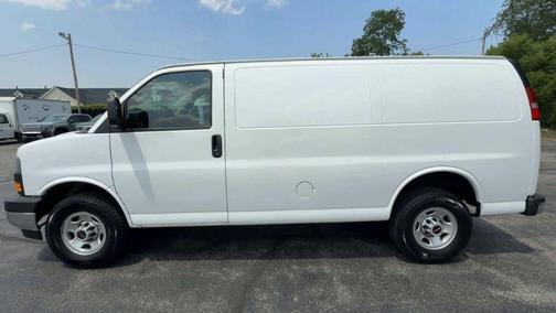 2022 GMC Savana 2500 Work Van
