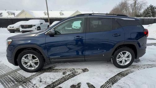2022 GMC Terrain SLE