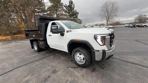 2026 GMC Sierra 3500 Pro