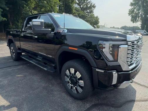 2025 GMC Sierra 2500 Denali