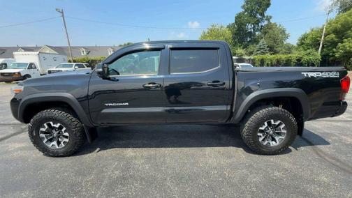 2018 Toyota Tacoma SR