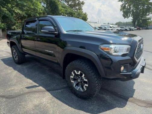 2018 Toyota Tacoma SR