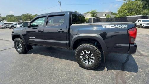 2018 Toyota Tacoma SR