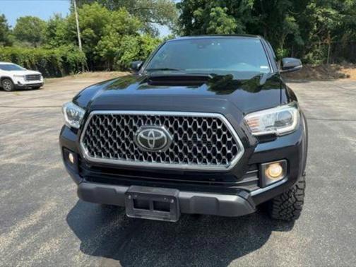 2018 Toyota Tacoma SR