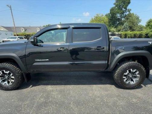 2018 Toyota Tacoma SR