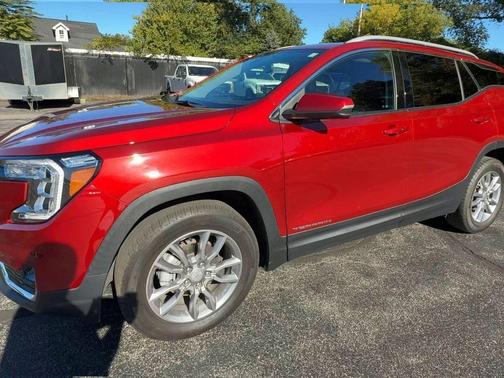 2022 GMC Terrain SLT