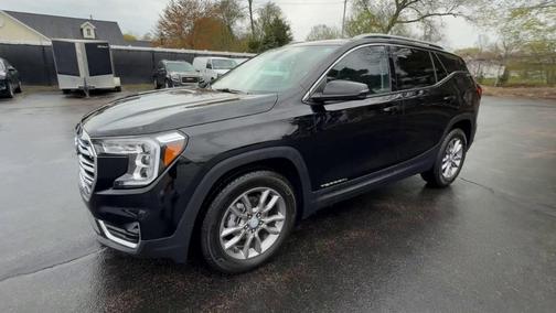 2023 GMC Terrain SLT