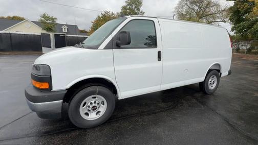 2025 GMC Savana 2500 Work Van