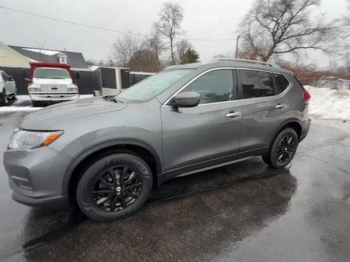 2018 Nissan Rogue SV