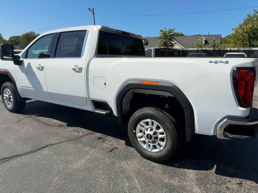 2026 GMC Sierra 2500 SLE