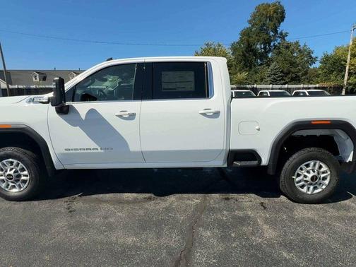 2026 GMC Sierra 2500 SLE