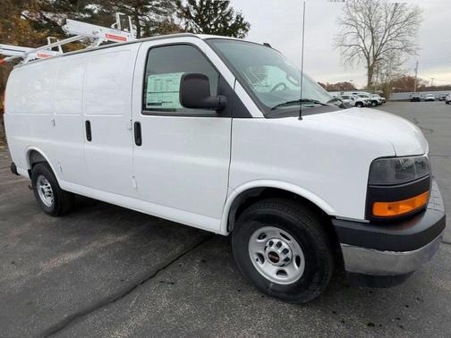 2025 GMC Savana 2500 Work Van