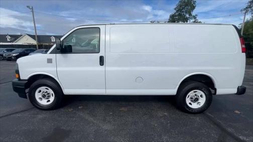 2019 GMC Savana 2500 Work Van