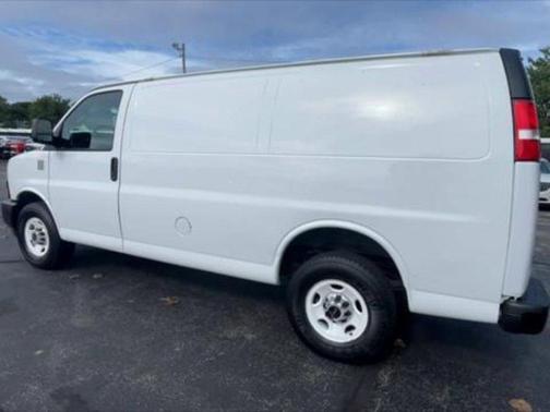 2019 GMC Savana 2500 Work Van