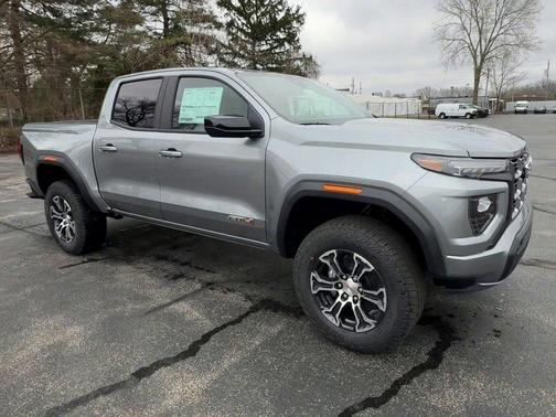 2025 GMC Canyon AT4